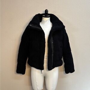 Abercrombie and Fitch Women's Black Puffer Jacket